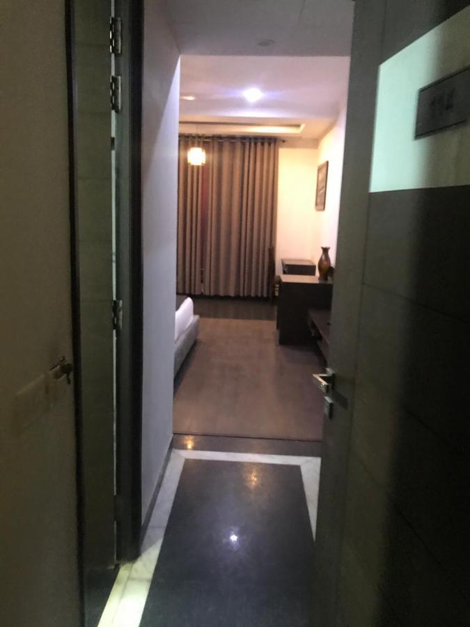 Hotel Crimson Palace Agra  Eksteriør billede