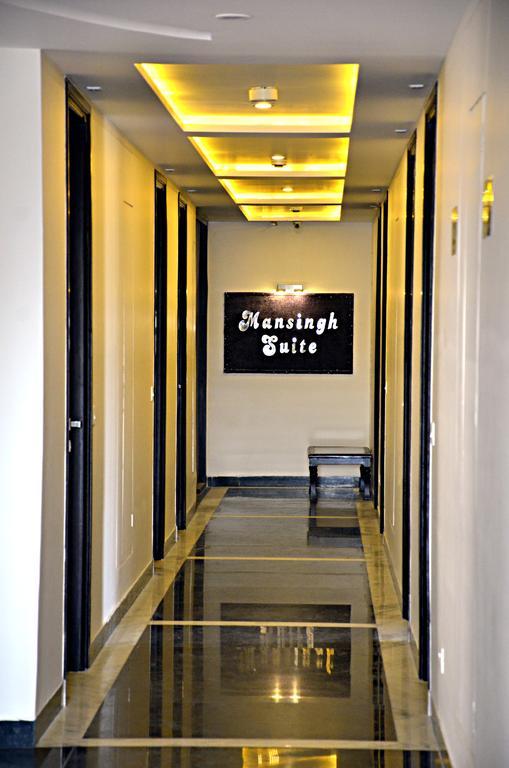 Hotel Crimson Palace Agra  Eksteriør billede