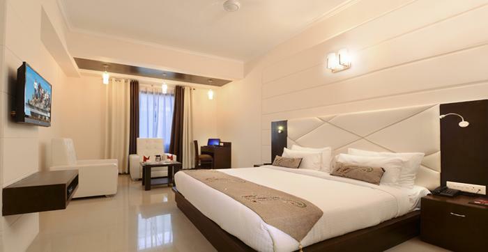 Hotel Crimson Palace Agra  Eksteriør billede